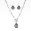 Sheen Queen - Silver Necklace